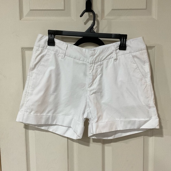 Dear John Chino Shorts White - Picture 1 of 2